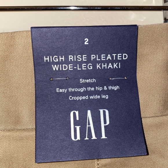 Gap - Picture 9 of 9